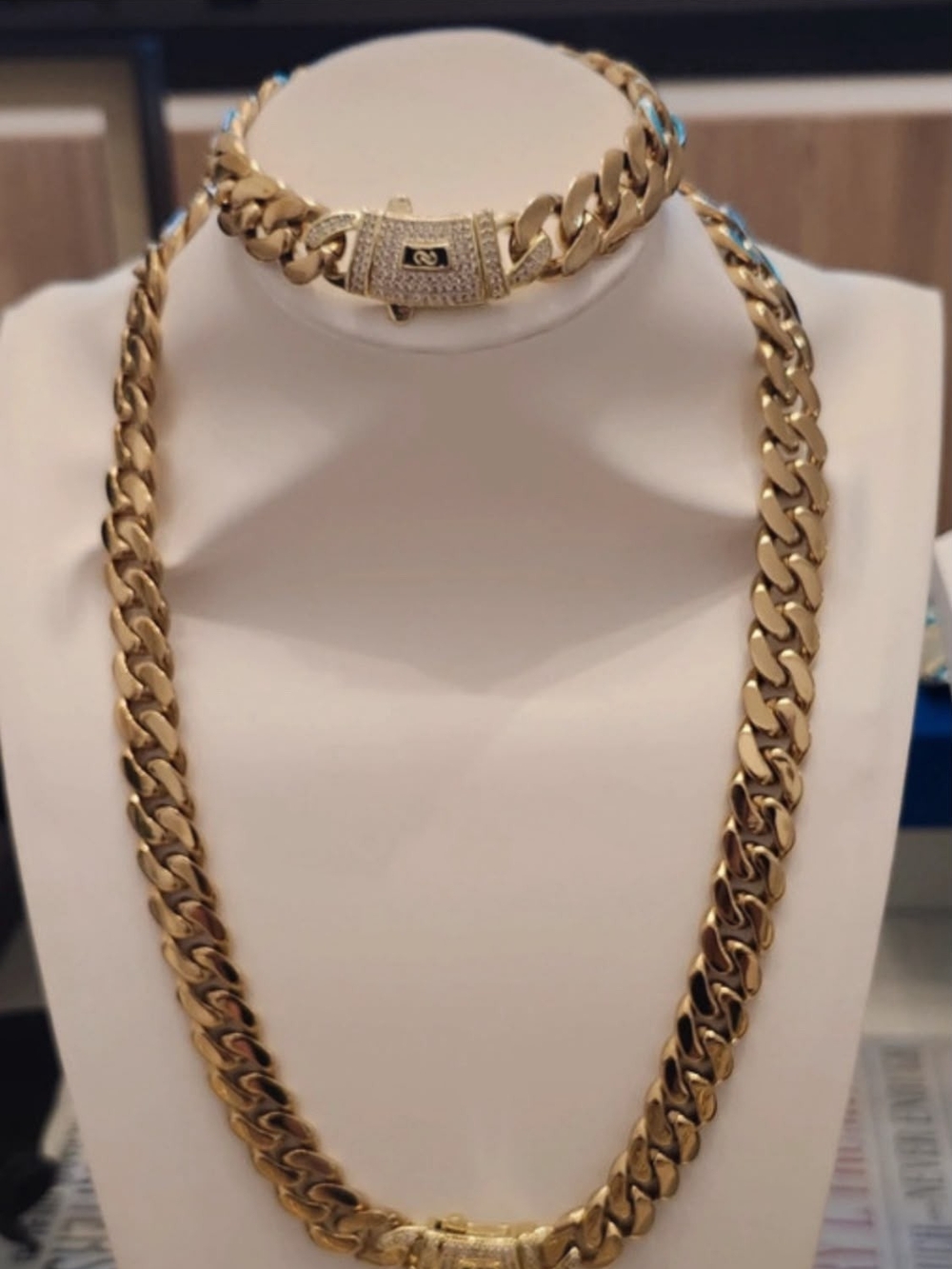 Gold Cuban Link Necklace and Bracelet Set - Women's Jewelry